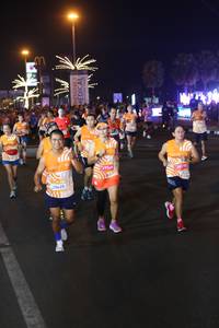 BIB: 20425, 27569
                            <button type="button" onclick="openModal(23188598)" class="btn btn-primary btn-sm float-right btn-popup" data-toggle="modal" data-target=".modal-high-quality">
                        <i class="fas fa-shopping-cart"></i> Add to Cart
                    </button>
                                            <button type="button" onclick="isThisMe(23188598, true)" class="btn btn-success btn-sm float-right btn-popup btn-isme hidden" data-toggle="tooltip" data-placement="bottom" title="นี่คือรูปของคุณใช่ไหม คลิกที่นี่เพื่อเอาเข้าอัลบั้ม">
                        <i class="fas fa-plus"></i> Add to album
                    </button>
                    <button type="button" onclick="isThisMe(23188598, false)" class="btn btn-warning btn-sm float-right btn-popup btn-isnotme hidden">
                        <i class="fas fa-ban"></i> Remove from album
                    </button>